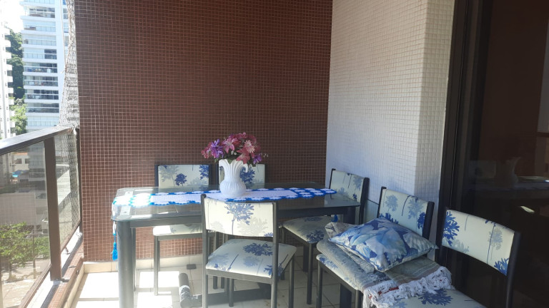 Imagem Apartamento com 3 Quartos para Alugar, 135 m²em Pitangueiras - Guarujá
