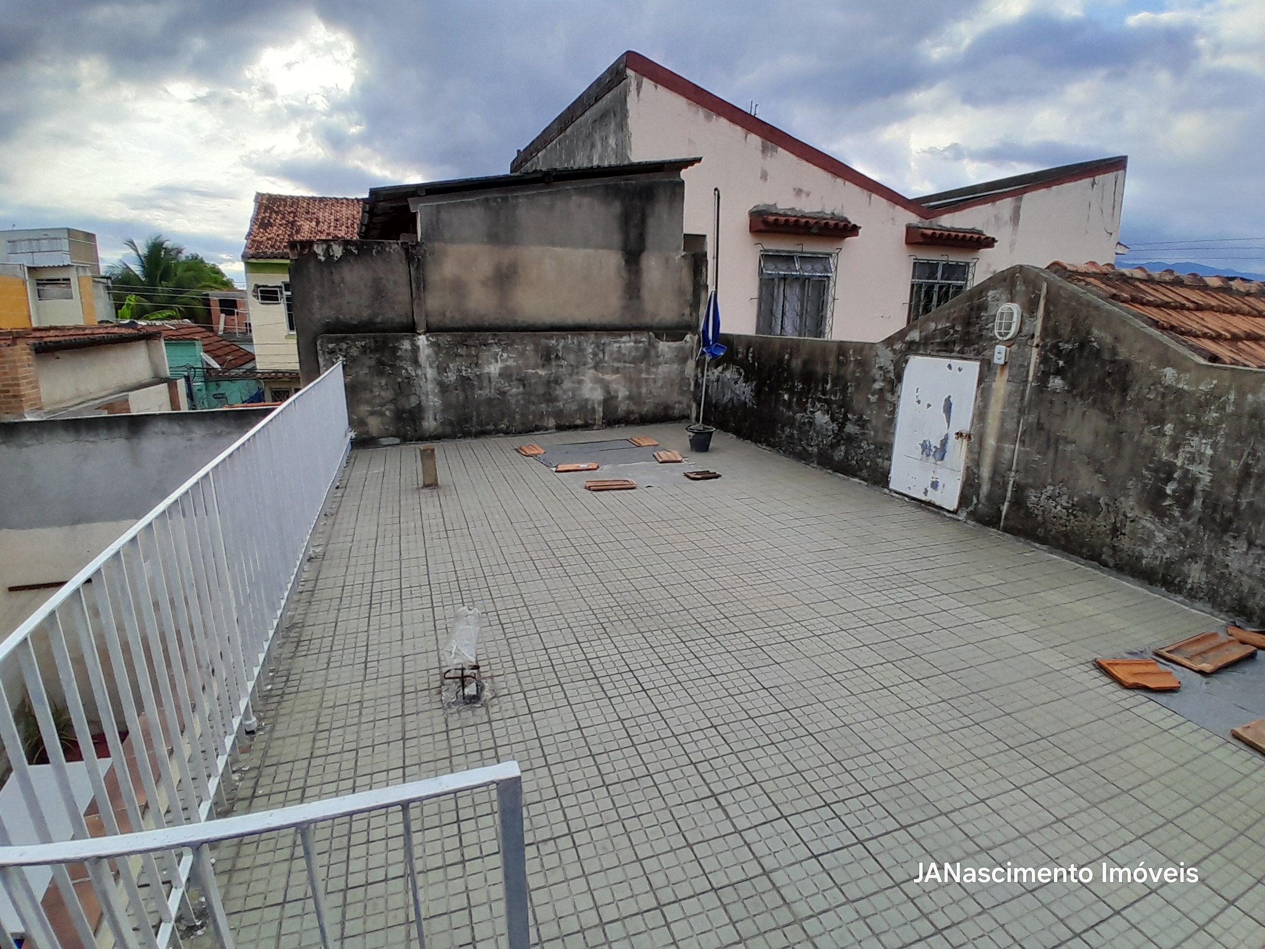 Imagem Casa com 4 Quartos à Venda, 184 m² em Realengo - Rio de Janeiro Imagem Casa com 4 Quartos à Venda, 184 m² em Realengo - Rio de Janeiro