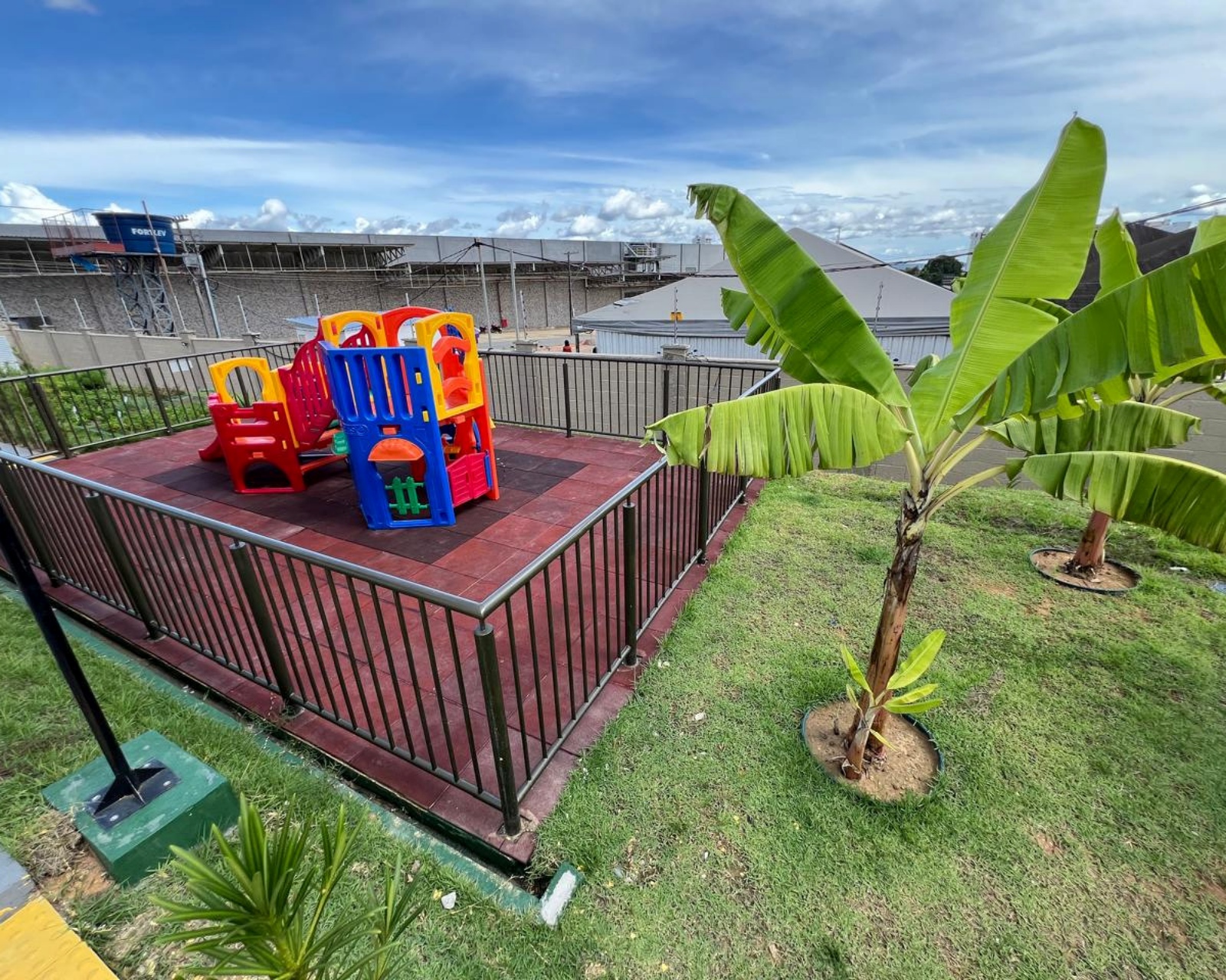 Imagem Apartamento com 2 Quartos para Alugar, 47 m²em Ponta Negra - Manaus
