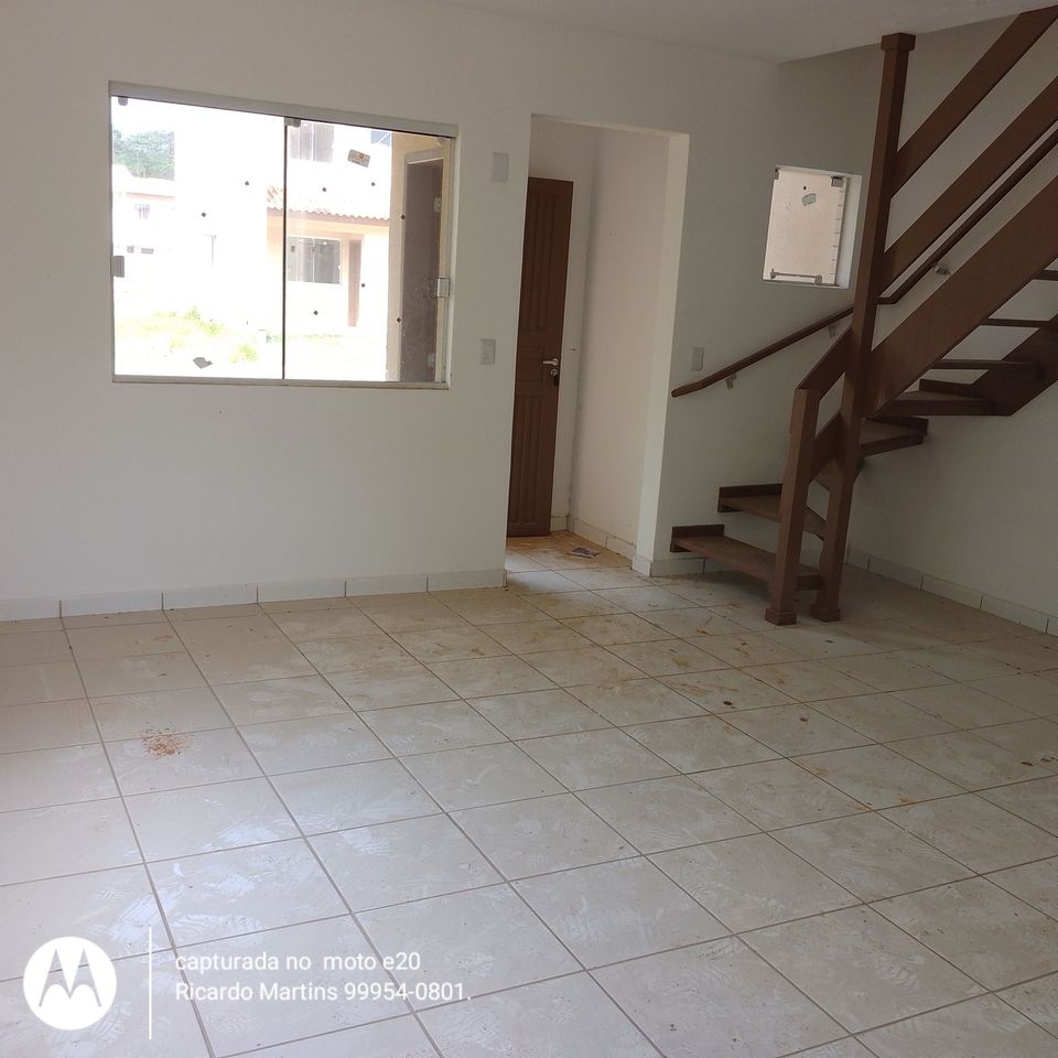 Imagem Casa com 2 Quartos à Venda, 60 m² em Demboski - Criciúma Imagem Casa com 2 Quartos à Venda, 60 m² em Demboski - Criciúma