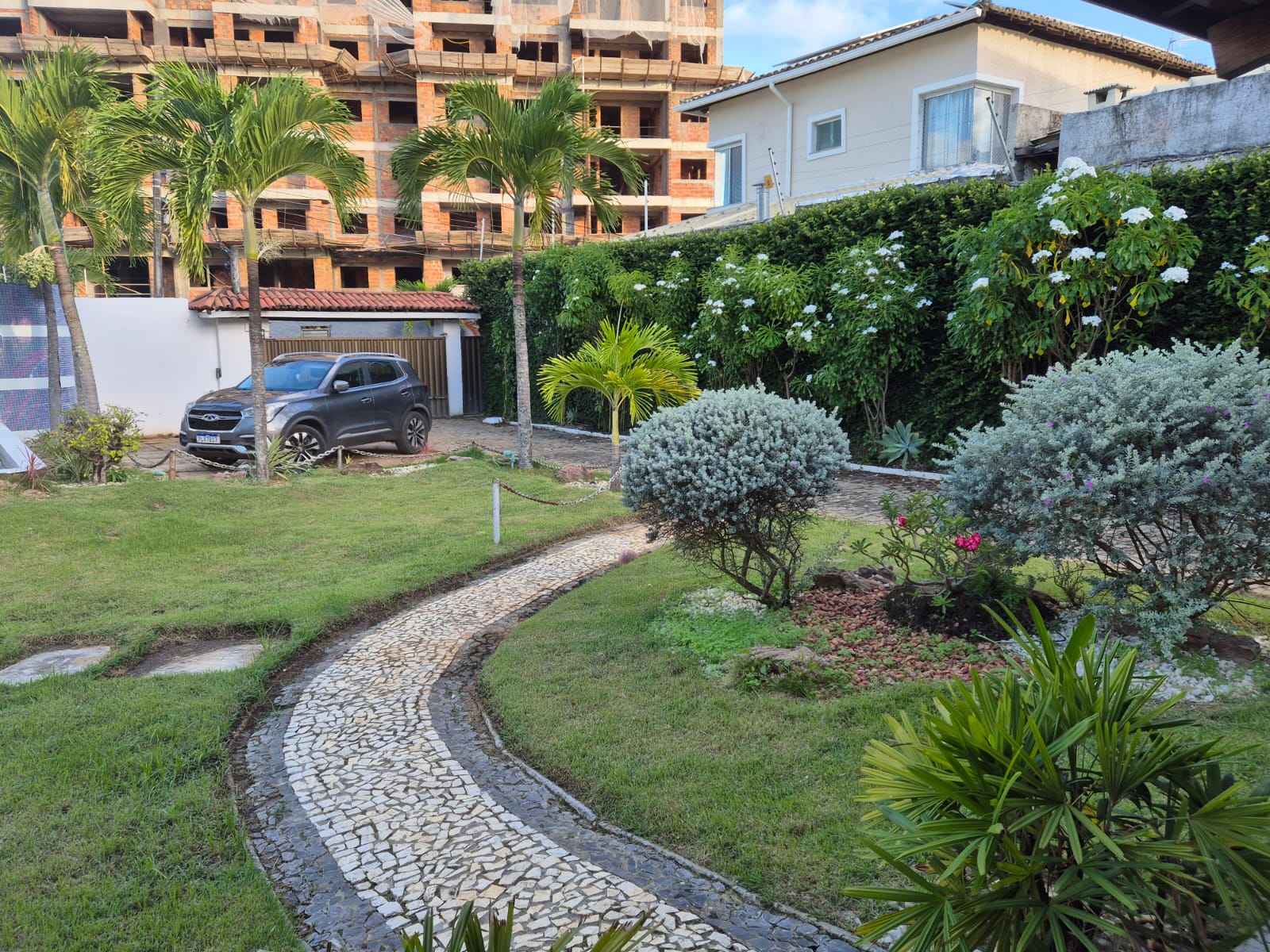 Imagem Casa com 4 Quartos à Venda, 600 m²em Centro - Lauro de Freitas Imagem Casa com 4 Quartos à Venda, 600 m²em Centro - Lauro de Freitas