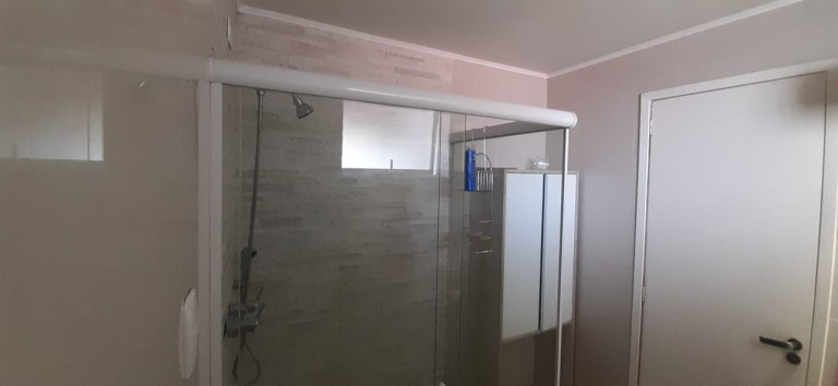 Apartamento com 2 Quartos à Venda, 70 m² em Passo da Areia - Porto Alegre