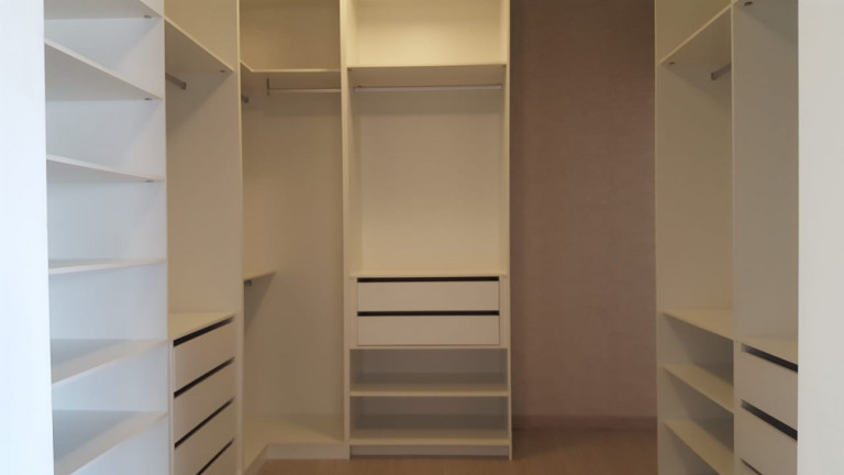 Imagem Casa de Condomínio com 3 Quartos à Venda, 320 m²em Medeiros - Jundiaí
