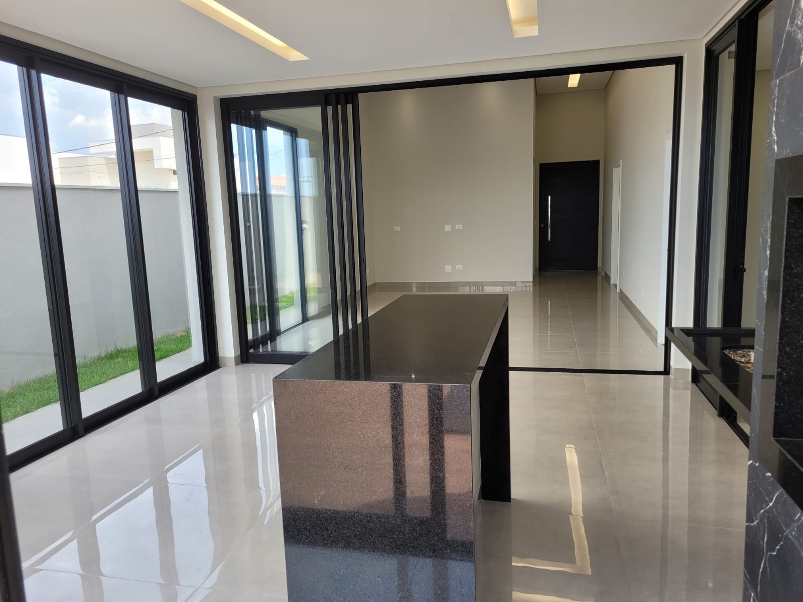 Imagem Casa com 3 Quartos à Venda, 210 m²em Alphaville Campo Grande 3 - Campo Grande Imagem Casa com 3 Quartos à Venda, 210 m²em Alphaville Campo Grande 3 - Campo Grande