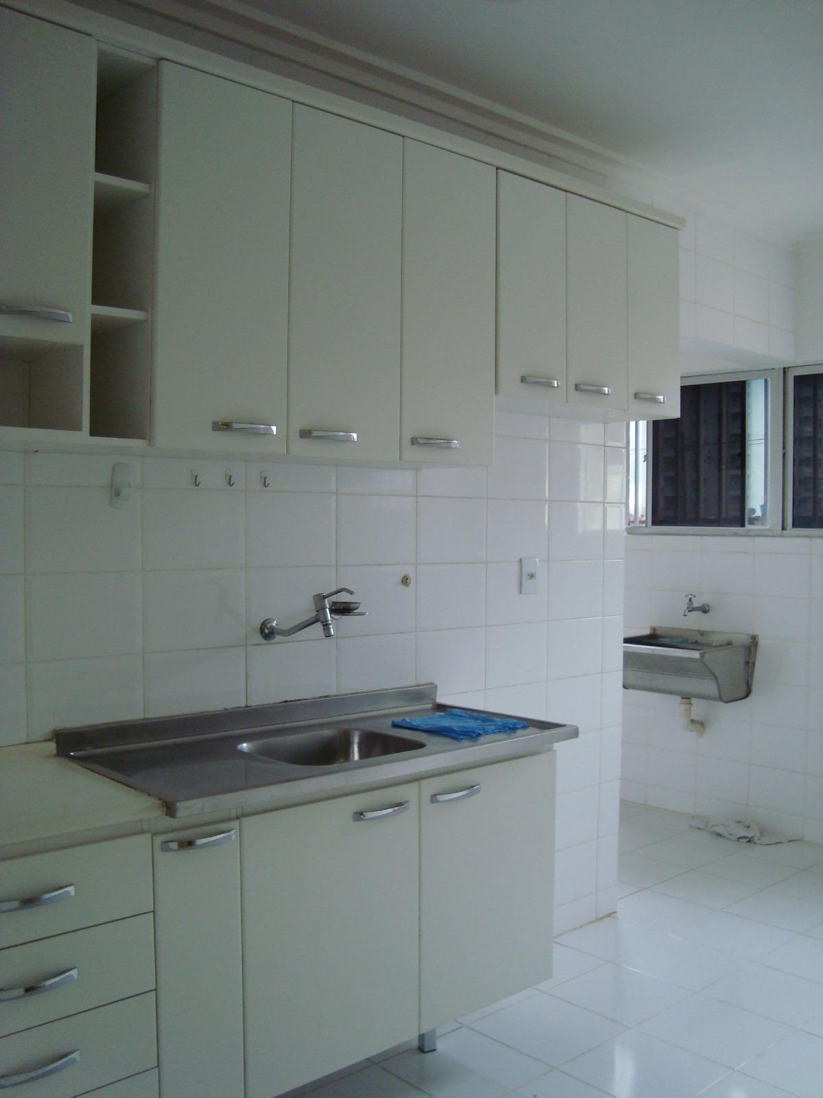 Imagem Apartamento com 3 Quartos para Alugar, 100 m²em Reduto - Belém