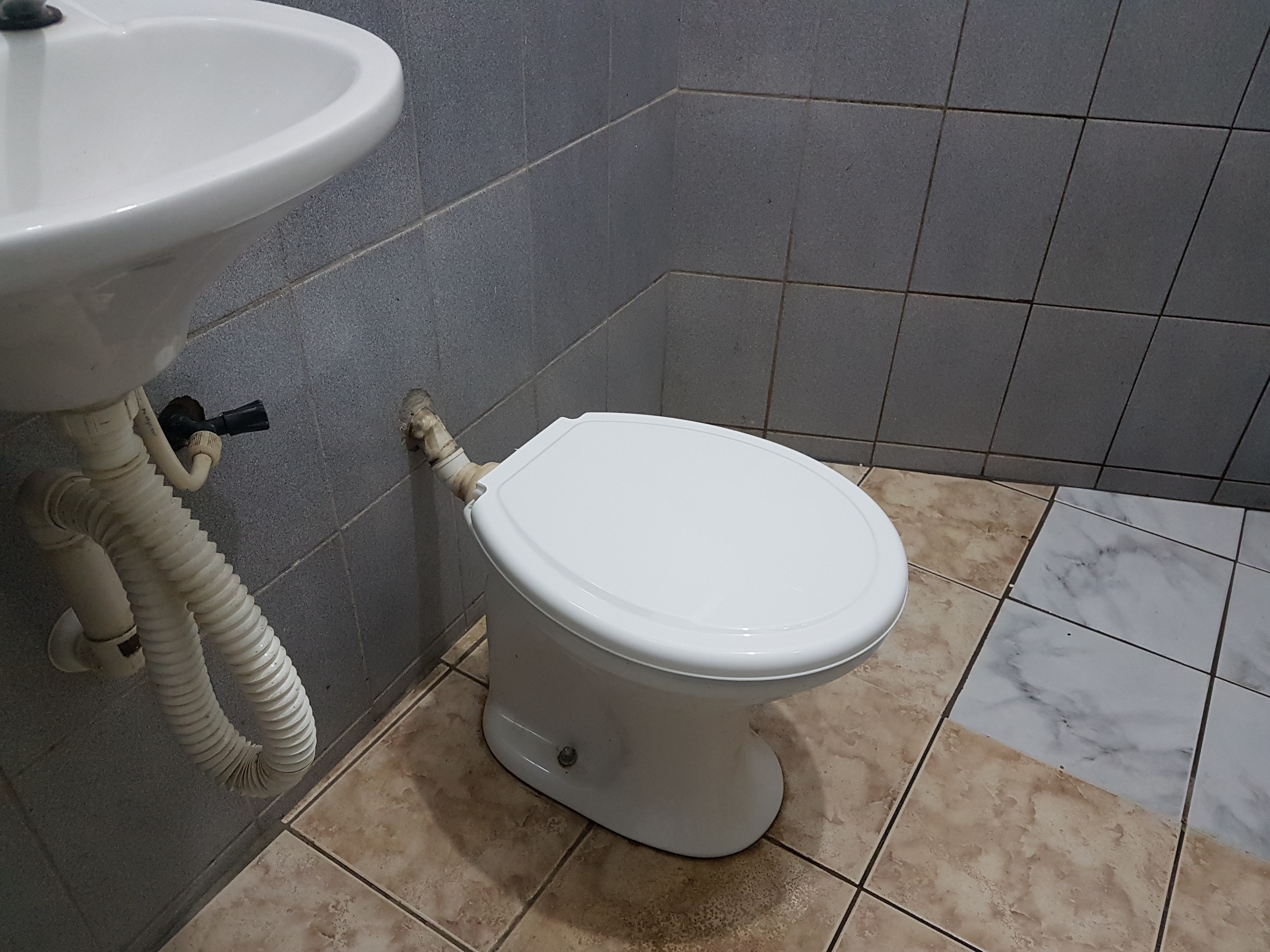 Imagem Kitnet com 10 Quartos para Alugar, 550 m²em Perequê Açu - Ubatuba