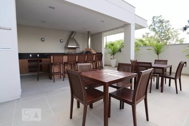 Imagem Apartamento com 2 Quartos à Venda,  em Jardim Tupanci - Barueri