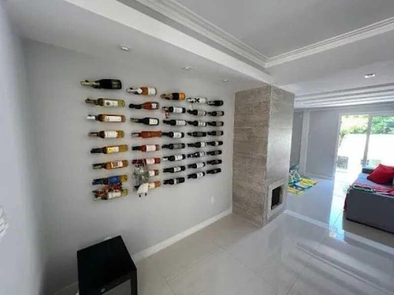 Imagem Casa de Condomínio com 5 Quartos à Venda, 308 m²em Sapê - Niterói
