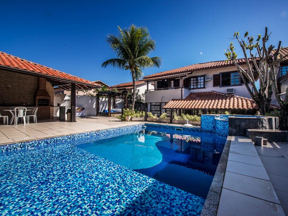 Casa com 4 Quartos à Venda, 650 m²em Camboinhas - Niterói