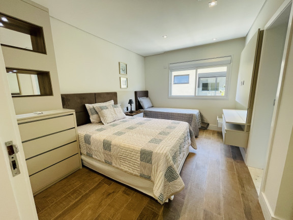 Imagem Casa com 6 Quartos à Venda, 431 m² em Riviera - Bertioga