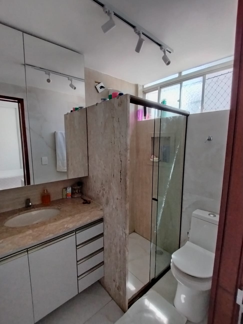 Imagem Apartamento com 4 Quartos à Venda, 198 m² em Aflitos - Recife Imagem Apartamento com 4 Quartos à Venda, 198 m² em Aflitos - Recife