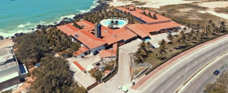Imóvel Comercial à Venda, 52.000 m² em Mãe Luiza - Natal