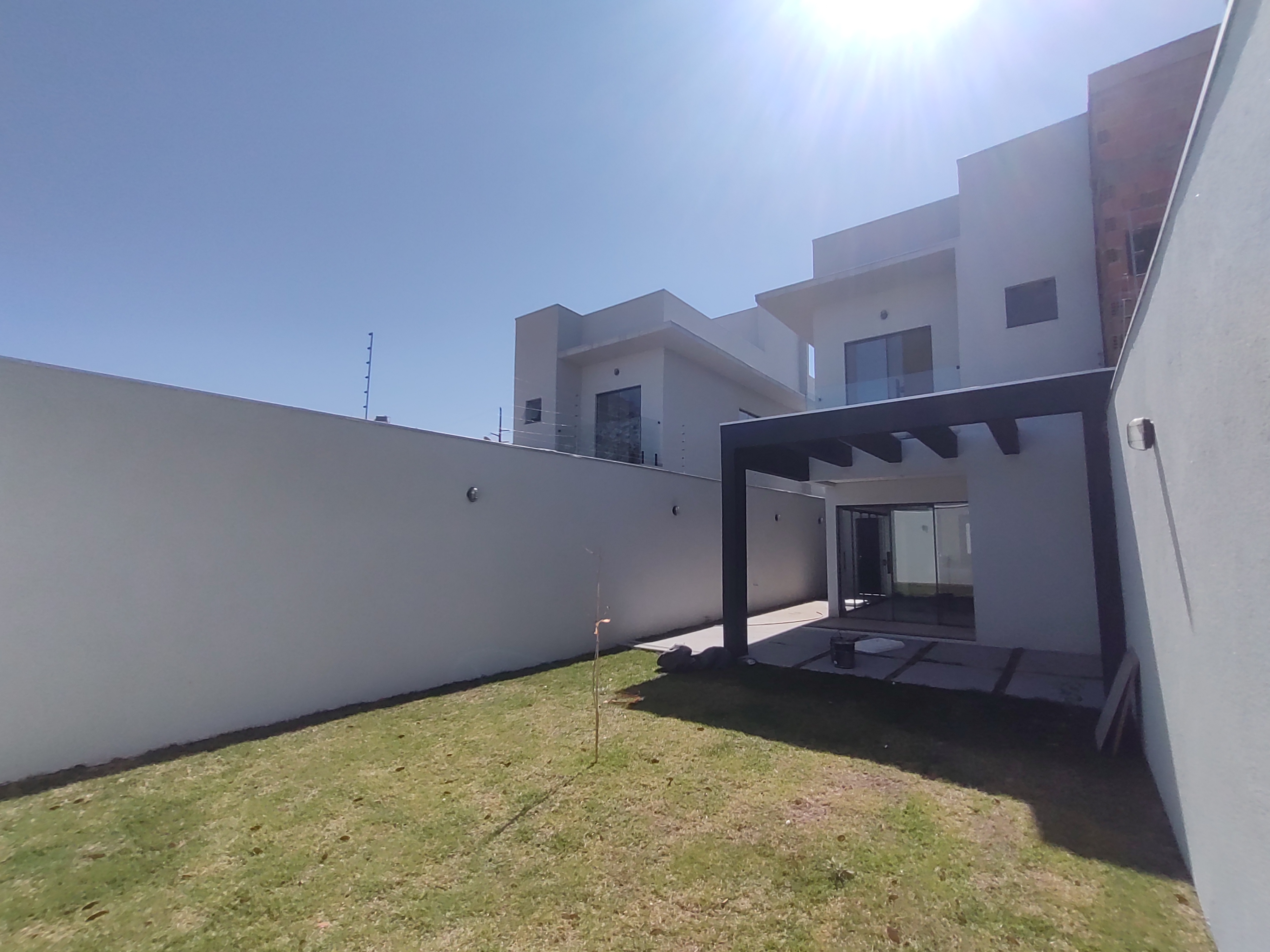Imagem Sobrado com 3 Quartos à Venda, 125 m²em Jardim Montevidéu - Campo Grande