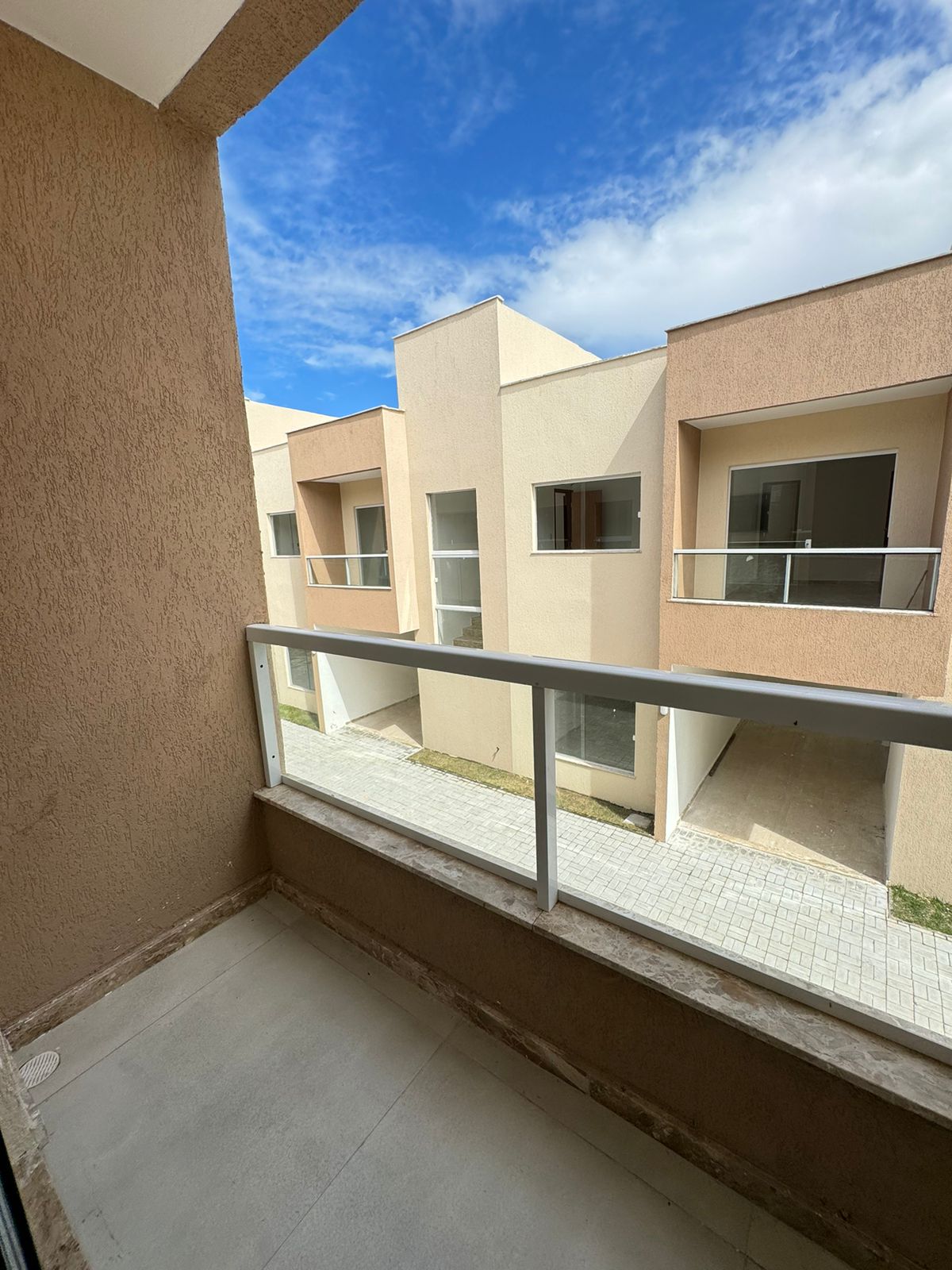 Imagem Casa de Condomínio com 3 Quartos à Venda, 105 m²em Ipitanga - Lauro de Freitas Imagem Casa de Condomínio com 3 Quartos à Venda, 105 m²em Ipitanga - Lauro de Freitas