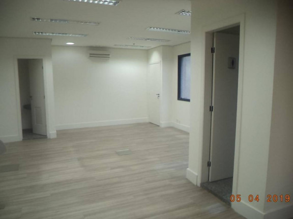Imagem Sala Comercial à Venda, 37 m²em Vila Olímpia - São Paulo Imagem Sala Comercial à Venda, 37 m²em Vila Olímpia - São Paulo