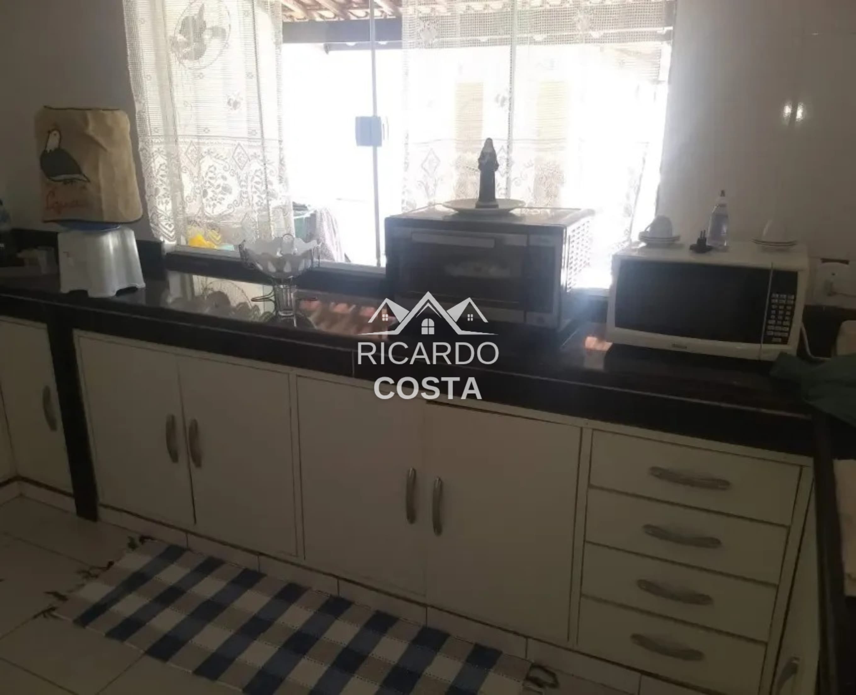 Imagem Casa com 2 Quartos à Venda, 197 m² em Ponta Negra (Ponta Negra) - Maricá