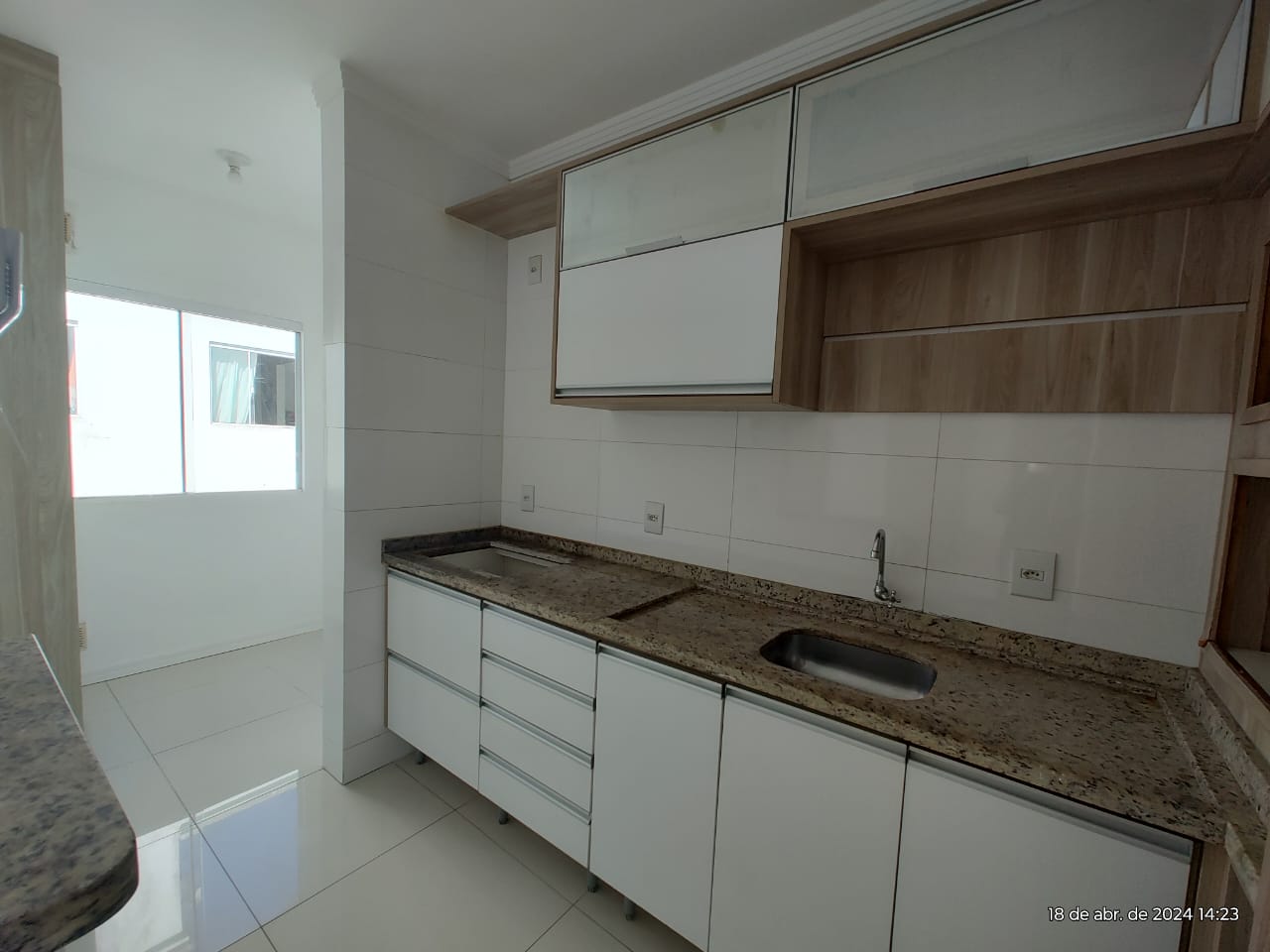 Imagem Apartamento com 2 Quartos para Alugar, 55 m²em Nova Esperança - Balneário Camboriú