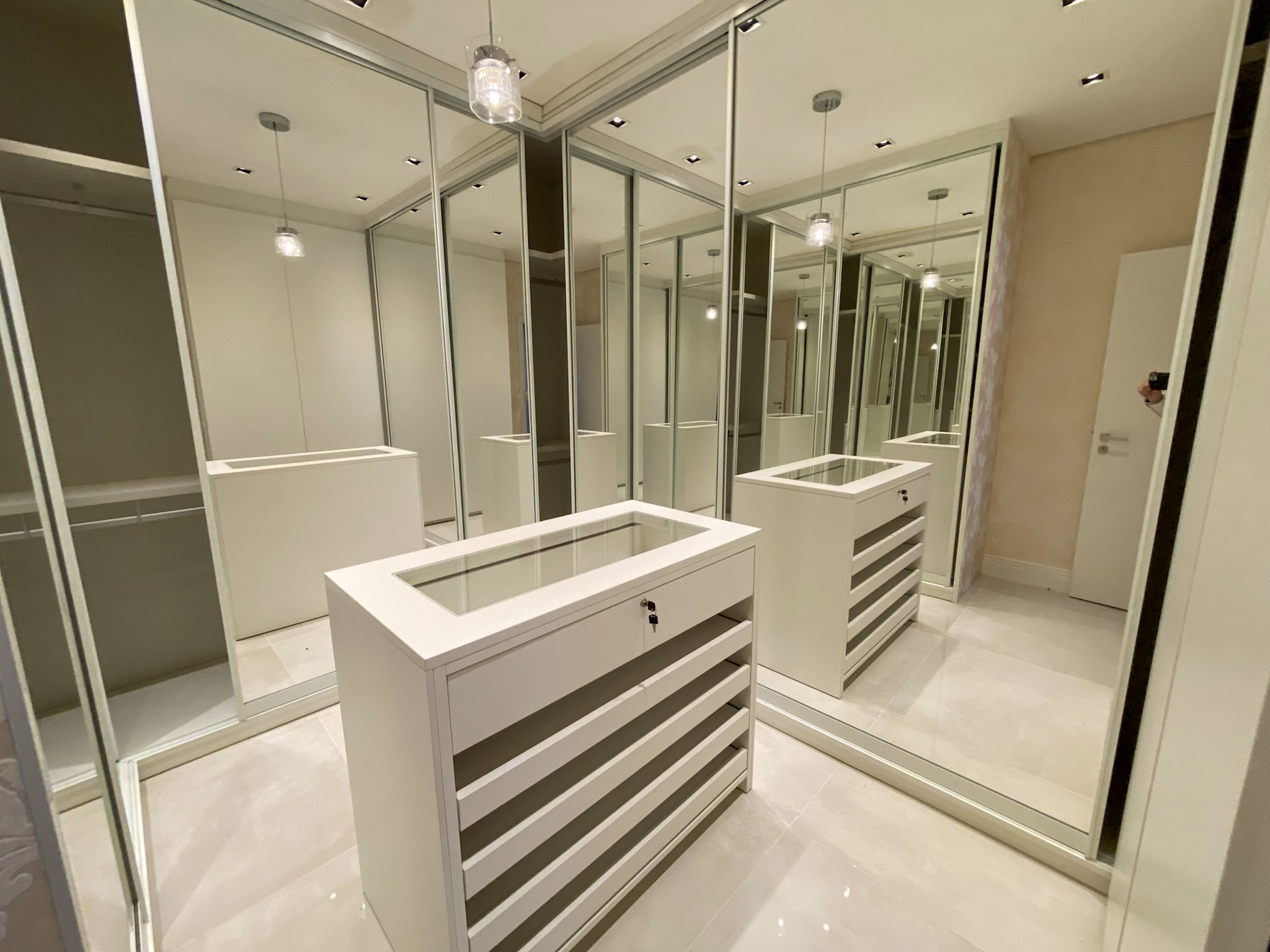 Imagem Casa de Condomínio com 4 Quartos à Venda ou Locação, 510 m²em Park Way - Brasília Imagem Casa de Condomínio com 4 Quartos à Venda ou Locação, 510 m²em Park Way - Brasília