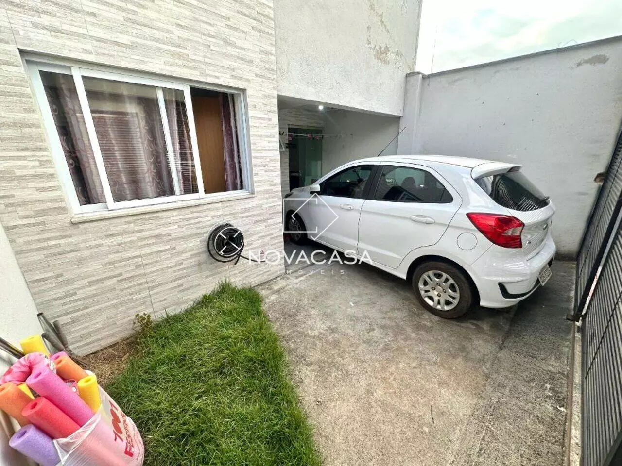 Imagem Casa com 2 Quartos à Venda, 70 m² em Santa Mônica - Belo Horizonte Imagem Casa com 2 Quartos à Venda, 70 m² em Santa Mônica - Belo Horizonte