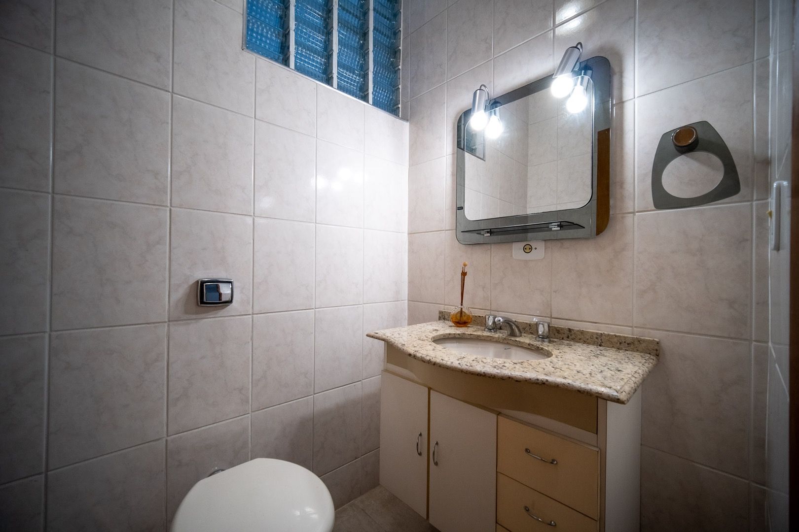 Imagem Casa com 4 Quartos à Venda, 176 m² em Jardim Elvira - Osasco