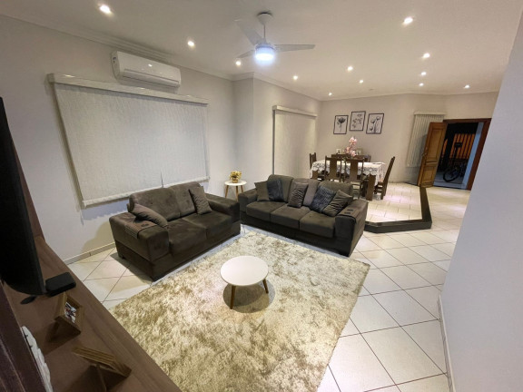 Imagem Casa com 3 Quartos à Venda,  em centro - Neves Paulista