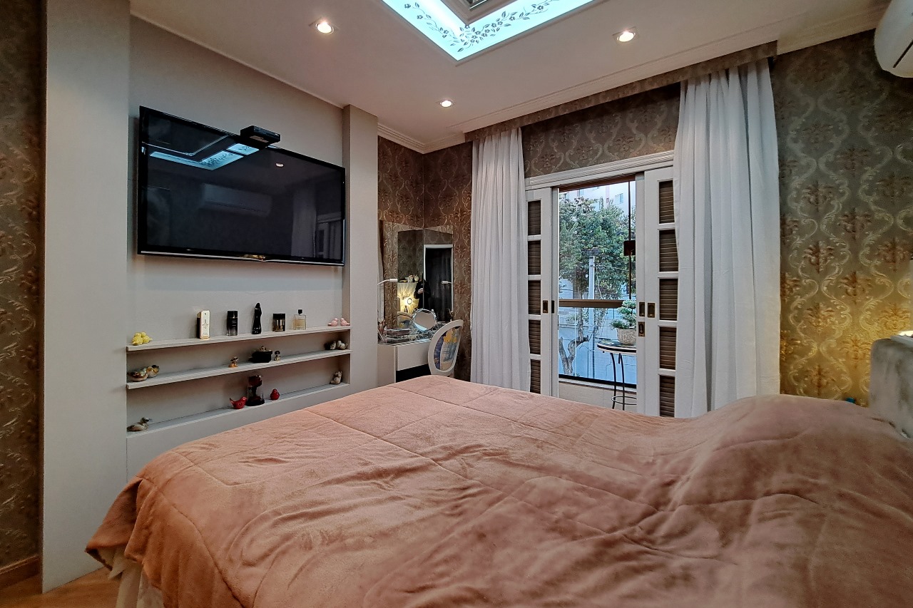 Imagem Sobrado com 4 Quartos à Venda, 320 m² em Santa Maria - São Caetano do Sul