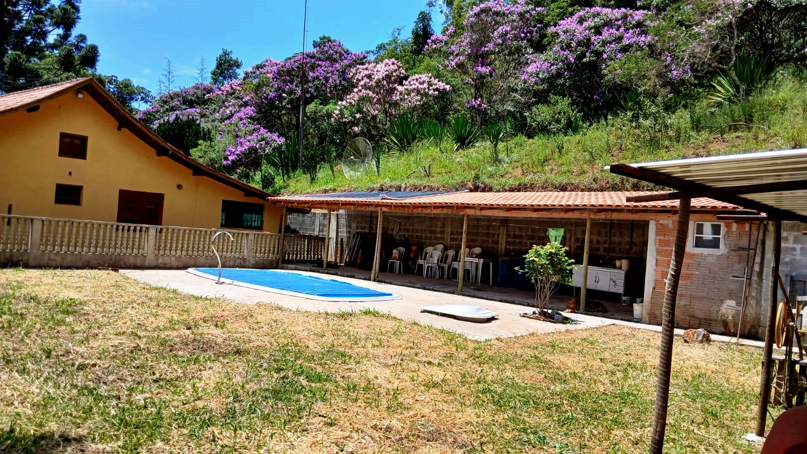 Imagem Chácara com 4 Quartos à Venda, 140 m² em Centro - Poços de Caldas Imagem Chácara com 4 Quartos à Venda, 140 m² em Centro - Poços de Caldas