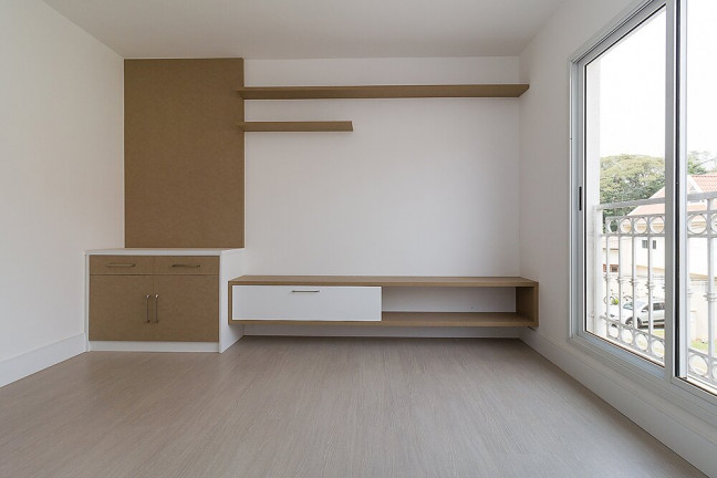Imagem Sobrado com 3 Quartos à Venda, 124 m² em Barreirinha - Curitiba