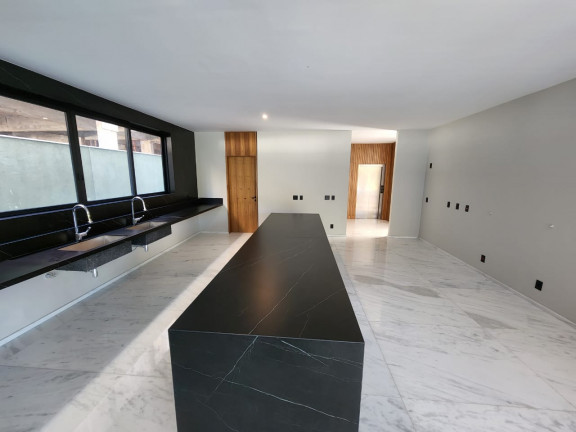 Imagem Casa com 5 Quartos à Venda, 1.600 m² em Barra da Tijuca - Rio de Janeiro Imagem Casa com 5 Quartos à Venda, 1.600 m² em Barra da Tijuca - Rio de Janeiro