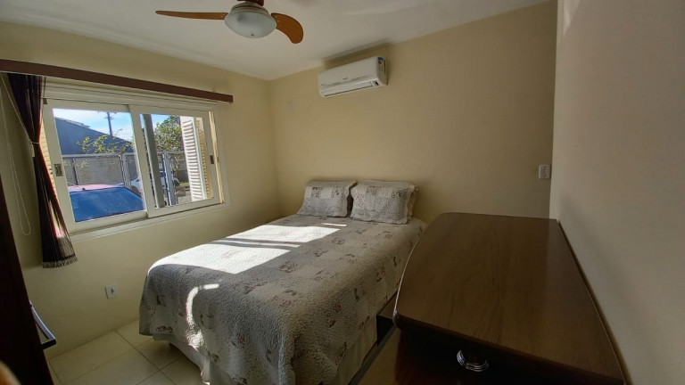 Imagem Casa com 3 Quartos à Venda, 99 m² em Hípica - Porto Alegre