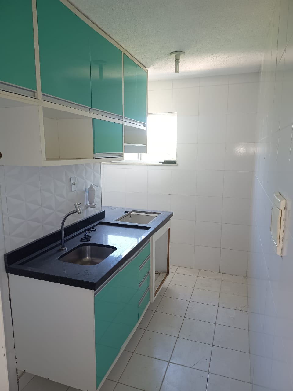Foto do imóvel Apartamento com 2 Quartos à Venda, 43 m² em Caji - Lauro de Freitas
