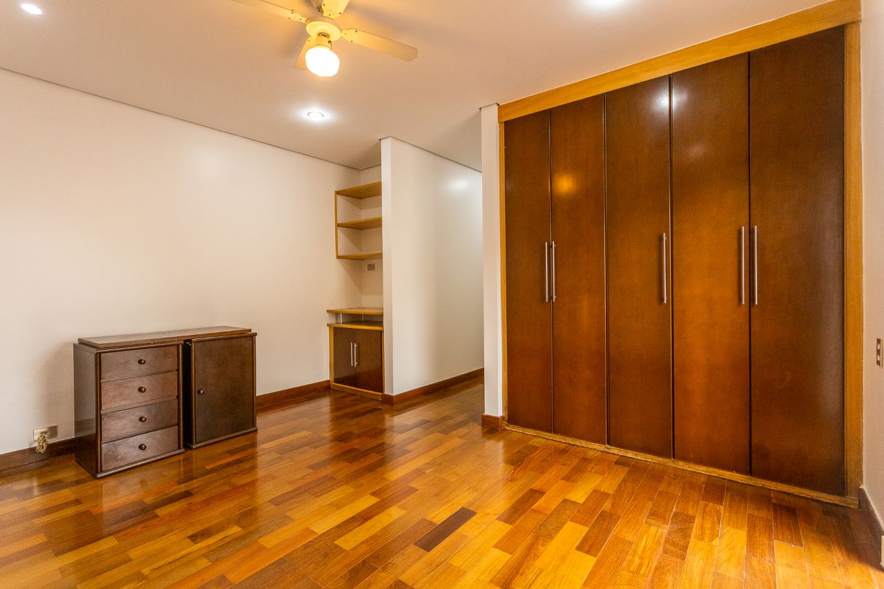 Imagem Casa de Condomínio com 4 Quartos à Venda ou Locação, 750 m² em Tamboré - Santana de Parnaíba