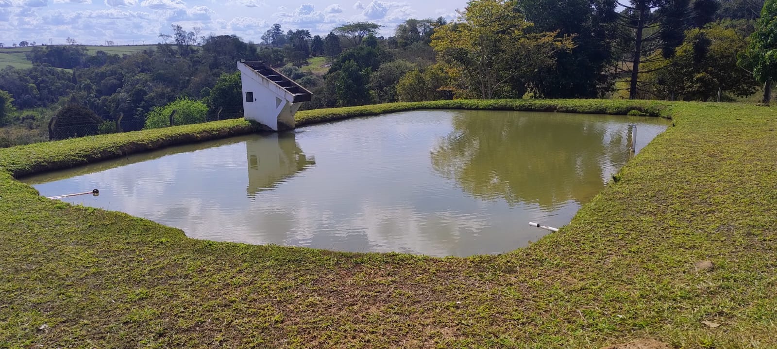 Imagem Chácara com 6 Quartos à Venda, 512 m² em rural - Araçoiaba da Serra Imagem Chácara com 6 Quartos à Venda, 512 m² em rural - Araçoiaba da Serra