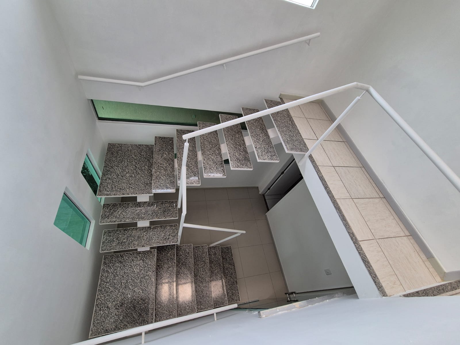 Imagem Casa de Condomínio com 3 Quartos à Venda ou Locação, 300 m²em Tarumã - Manaus Imagem Casa de Condomínio com 3 Quartos à Venda ou Locação, 300 m²em Tarumã - Manaus