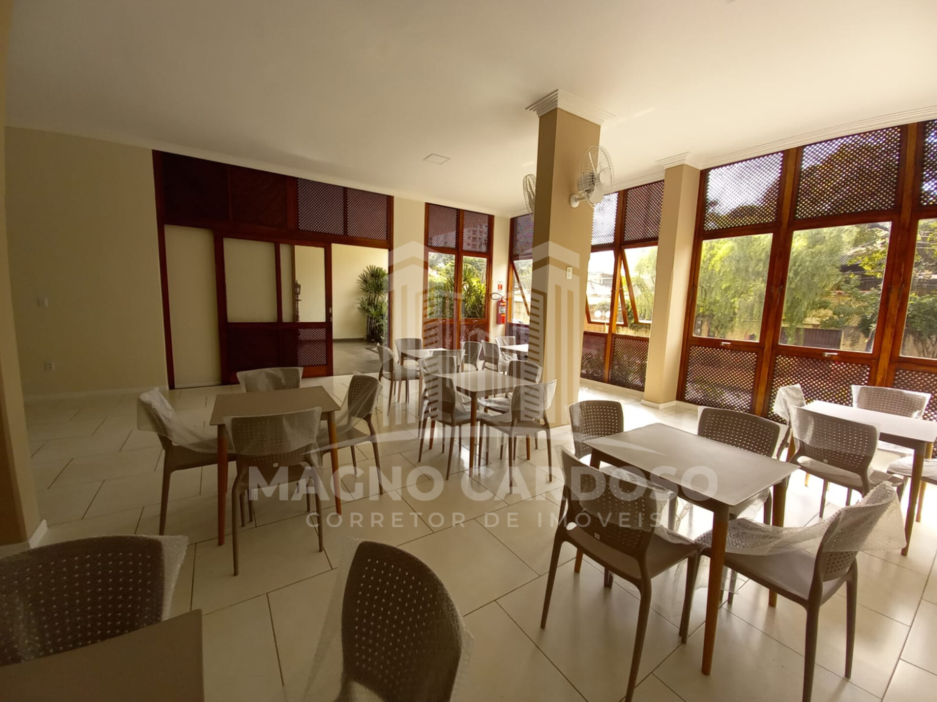 Imagem Apartamento com 2 Quartos à Venda ou Locação, 90 m²em Centro - Campos dos Goytacazes