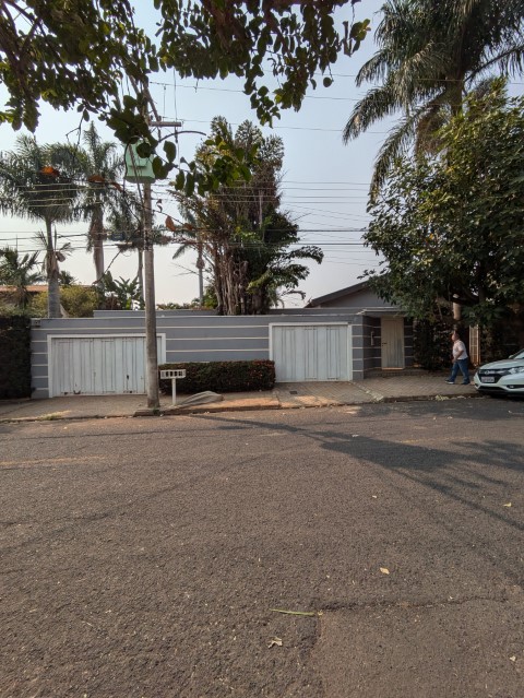 Casa com 4 Quartos à Venda, 750 m²em Jardim Vivendas - São José do Rio Preto