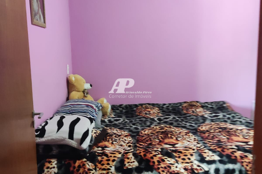 Imagem Casa com 6 Quartos à Venda, 250 m²em Cará-cará - Ponta Grossa