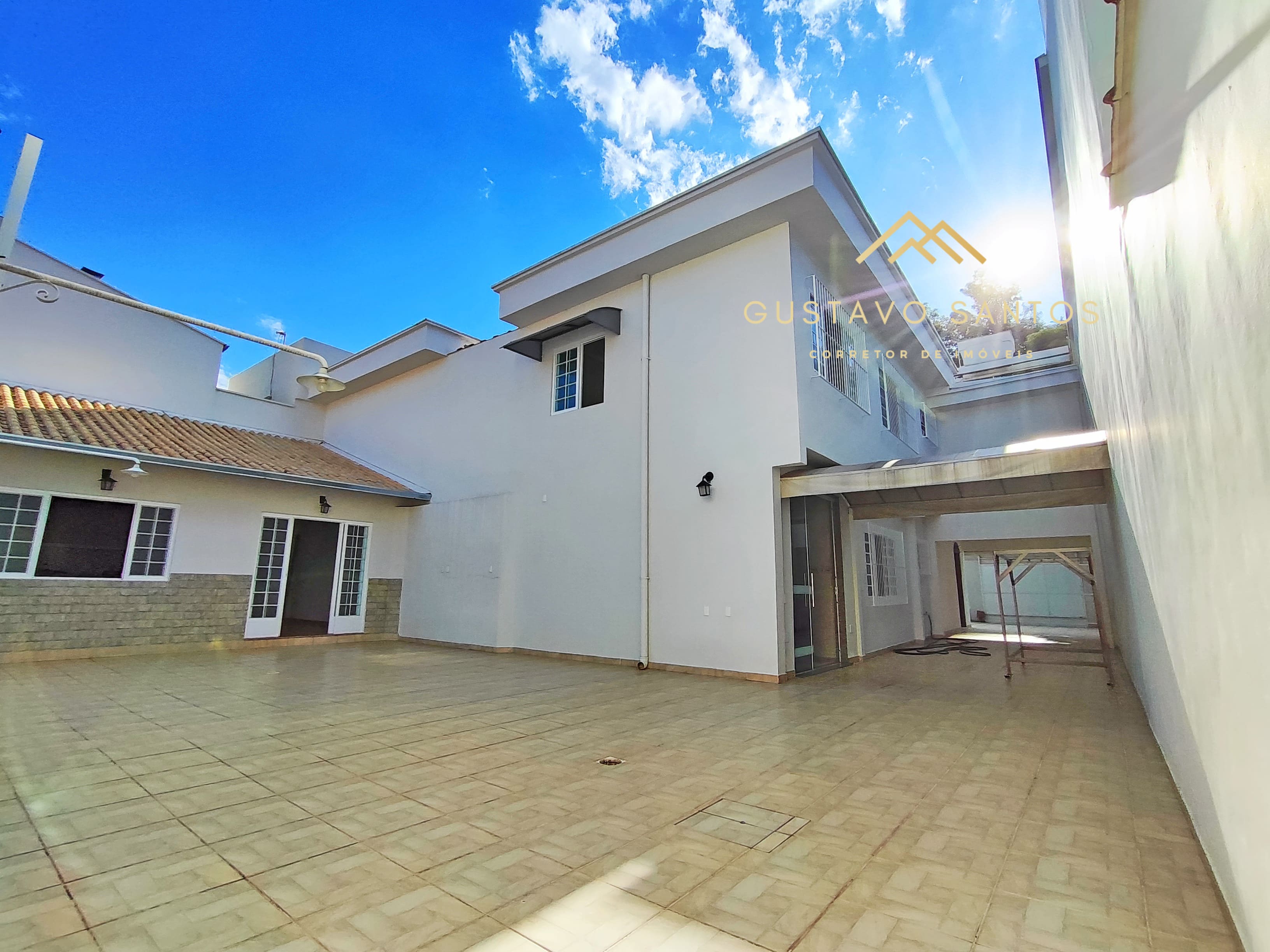 Imagem Casa com 3 Quartos à Venda, 136 m²em Centro - Itajubá