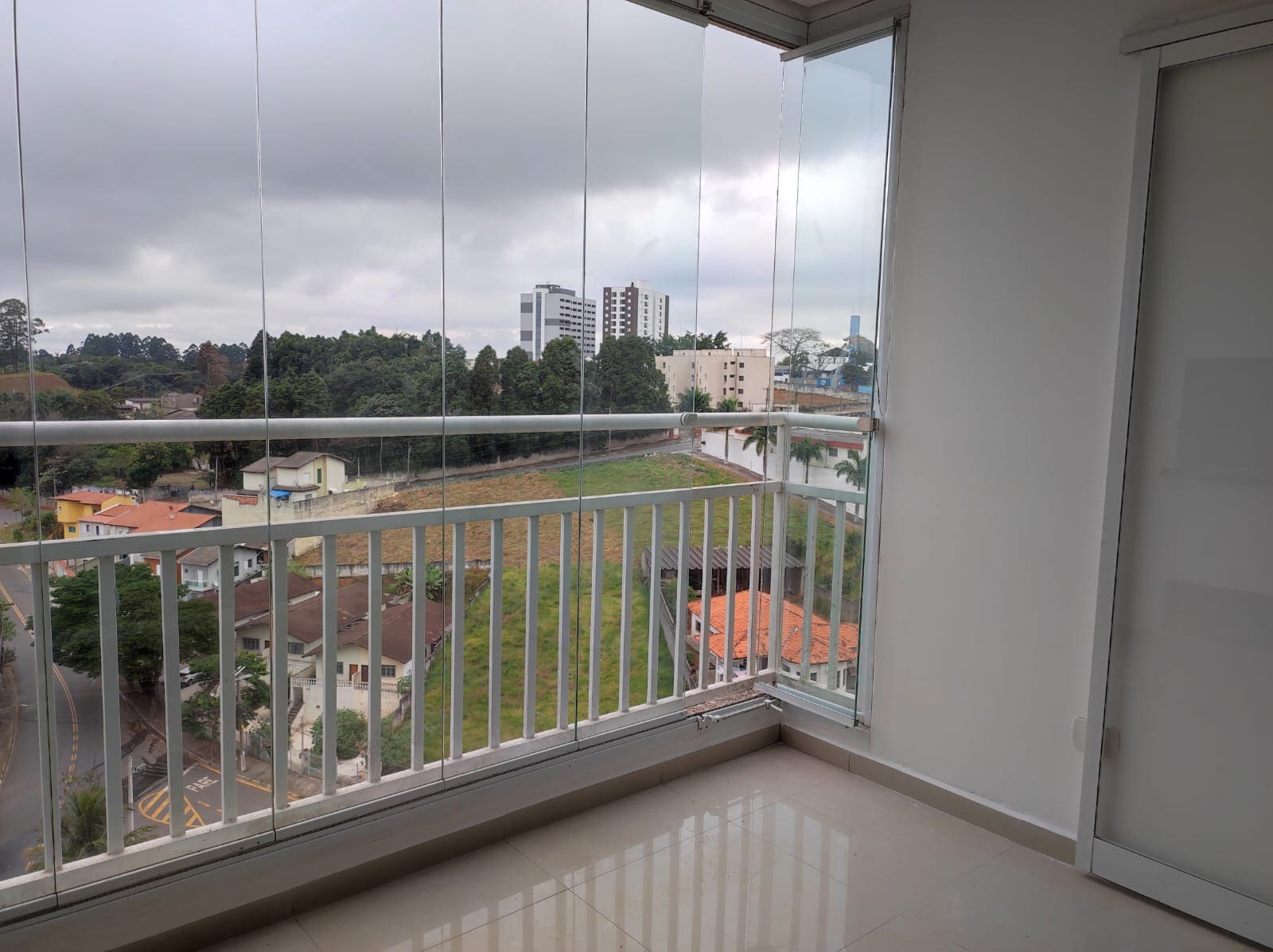 Imagem Apartamento com 2 Quartos à Venda, 85 m²em Jordanópolis - Arujá Imagem Apartamento com 2 Quartos à Venda, 85 m²em Jordanópolis - Arujá
