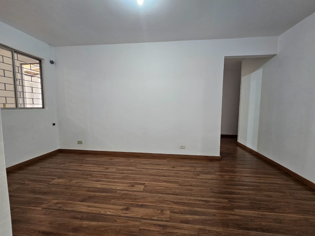 Imagem Casa com 3 Quartos à Venda, 123 m²em Bairro Alto - Curitiba