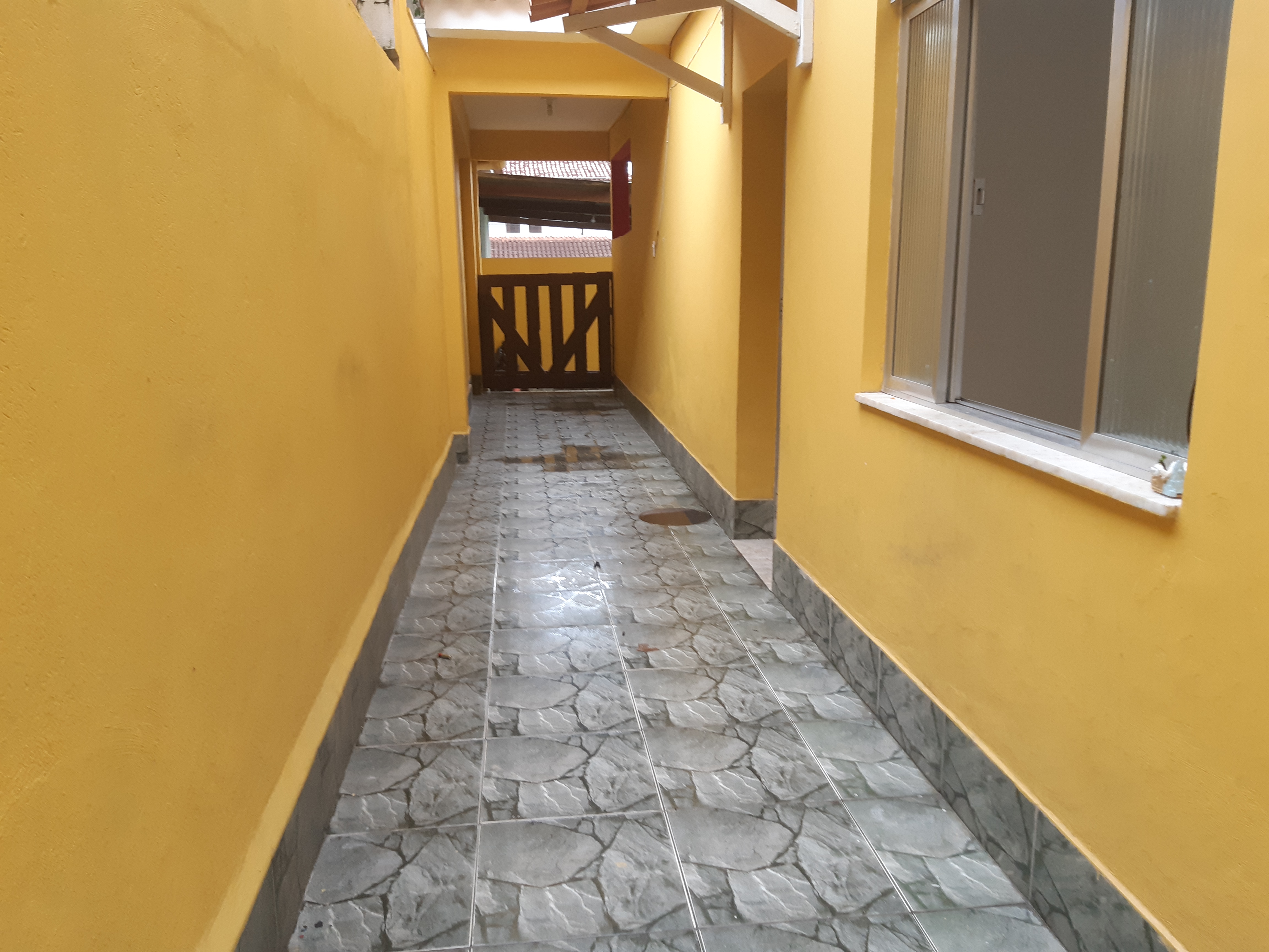 Casa de Vila com 1 Quarto para Alugar, 60 m² em Curicica - Rio de Janeiro