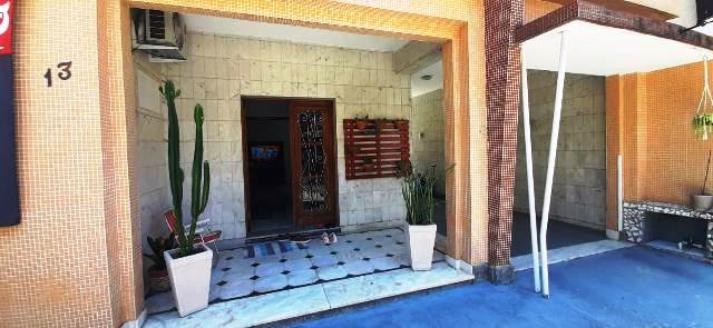 Imagem Sobrado com 3 Quartos à Venda, 240 m²em Icaraí - Niterói