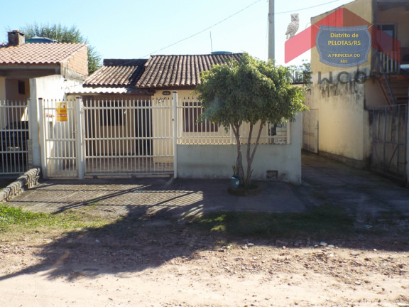 Casa com 4 Quartos à Venda, 300 m² em Fragata - Pelotas