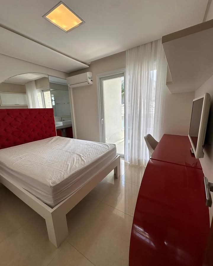 Imagem Casa de Condomínio com 4 Quartos para Alugar, 350 m²em Vila de Abrantes (Abrantes) - Camaçari Imagem Casa de Condomínio com 4 Quartos para Alugar, 350 m²em Vila de Abrantes (Abrantes) - Camaçari