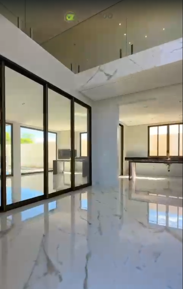 Imagem Casa de Condomínio com 4 Quartos à Venda, 422 m² em - Imagem Casa de Condomínio com 4 Quartos à Venda, 422 m² em -