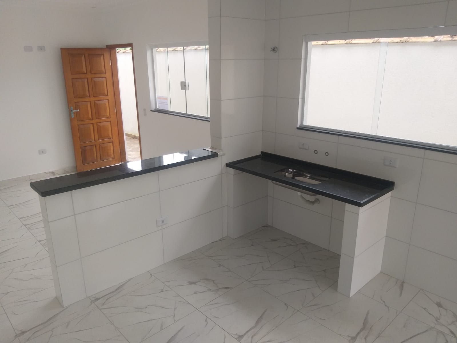 Imagem Casa com 2 Quartos à Venda, 93 m²em Balneário Flórida Mirim - Mongaguá Imagem Casa com 2 Quartos à Venda, 93 m²em Balneário Flórida Mirim - Mongaguá