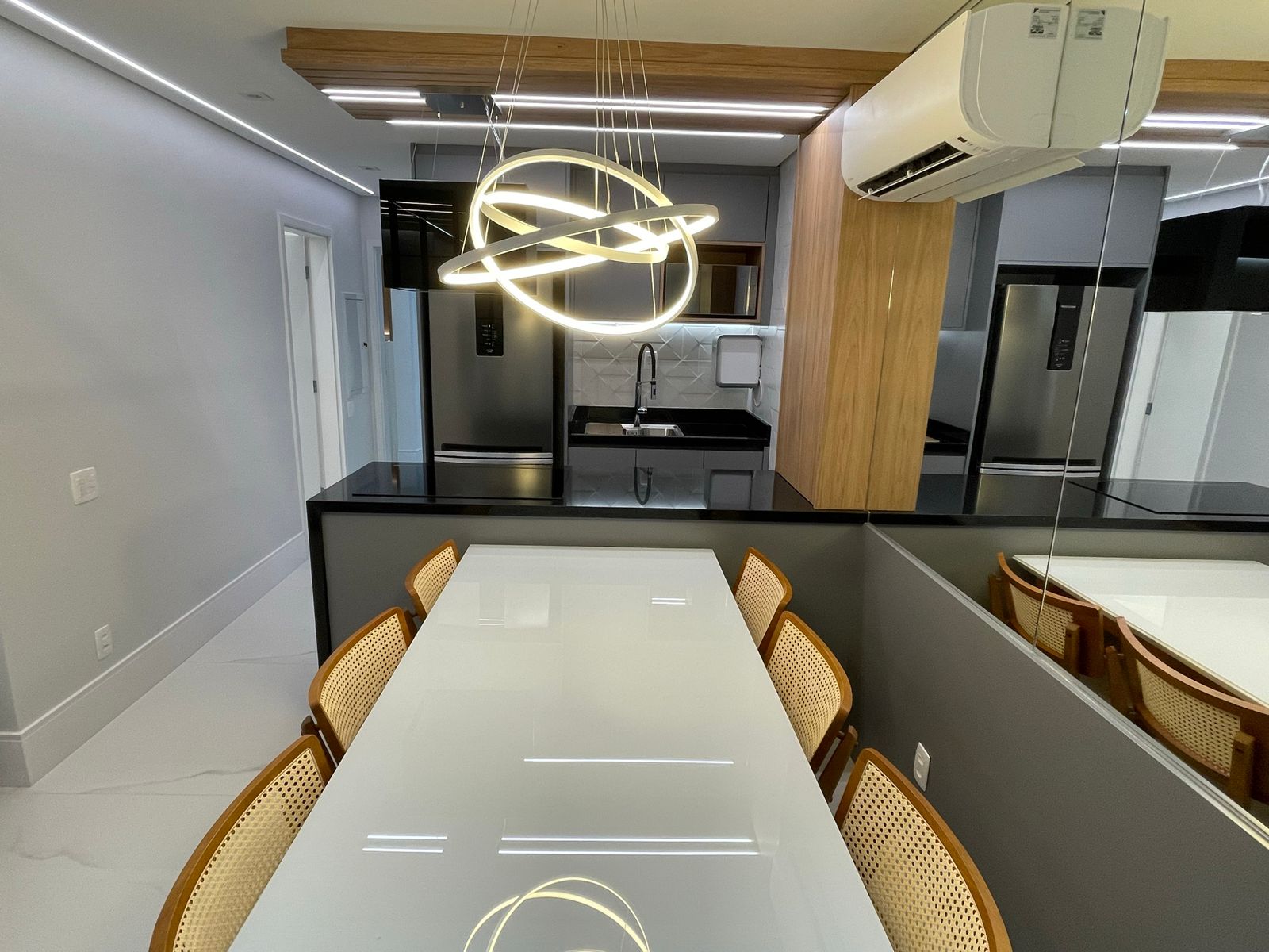 Imagem Flat com 2 Quartos à Venda, 62 m²em Cerqueira César - São Paulo Imagem Flat com 2 Quartos à Venda, 62 m²em Cerqueira César - São Paulo