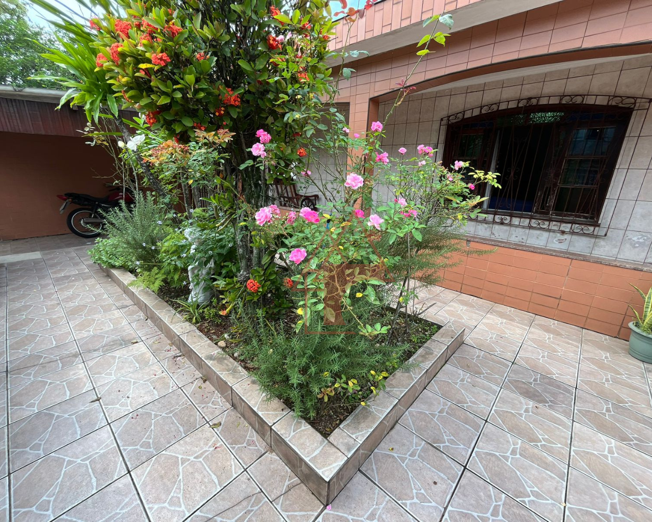 Imagem Casa com 3 Quartos à Venda, 180 m² em Vila Ponte Nova - Cubatão Imagem Casa com 3 Quartos à Venda, 180 m² em Vila Ponte Nova - Cubatão