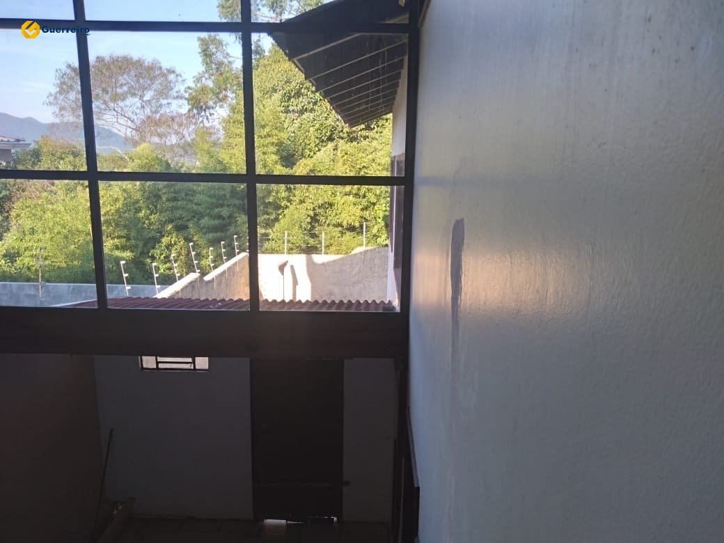 Imagem Casa com 3 Quartos à Venda, 190 m² em Trindade - Florianópolis
