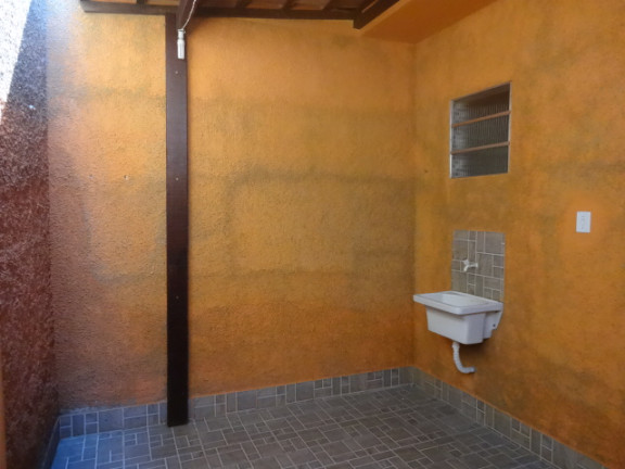 Imagem Casa com 2 Quartos à Venda, 72 m² em Campo Grande - Rio de Janeiro